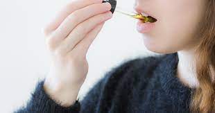 Long-Term, Self-Dosing CBD Users: Indications, Dosage, and Self-Perceptions on General Health/Symptoms and Drug Use. Med Cannabis Cannabinoids. 2023